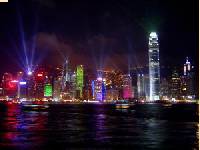 Hong Kong - Die Hotelgruppe Ritz Carlton ergnzt die Skyline durch ein neues Hotelgebude